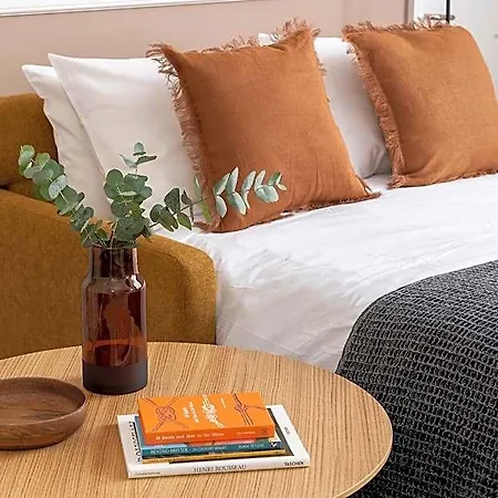 Saco - West India House Апартаменти *